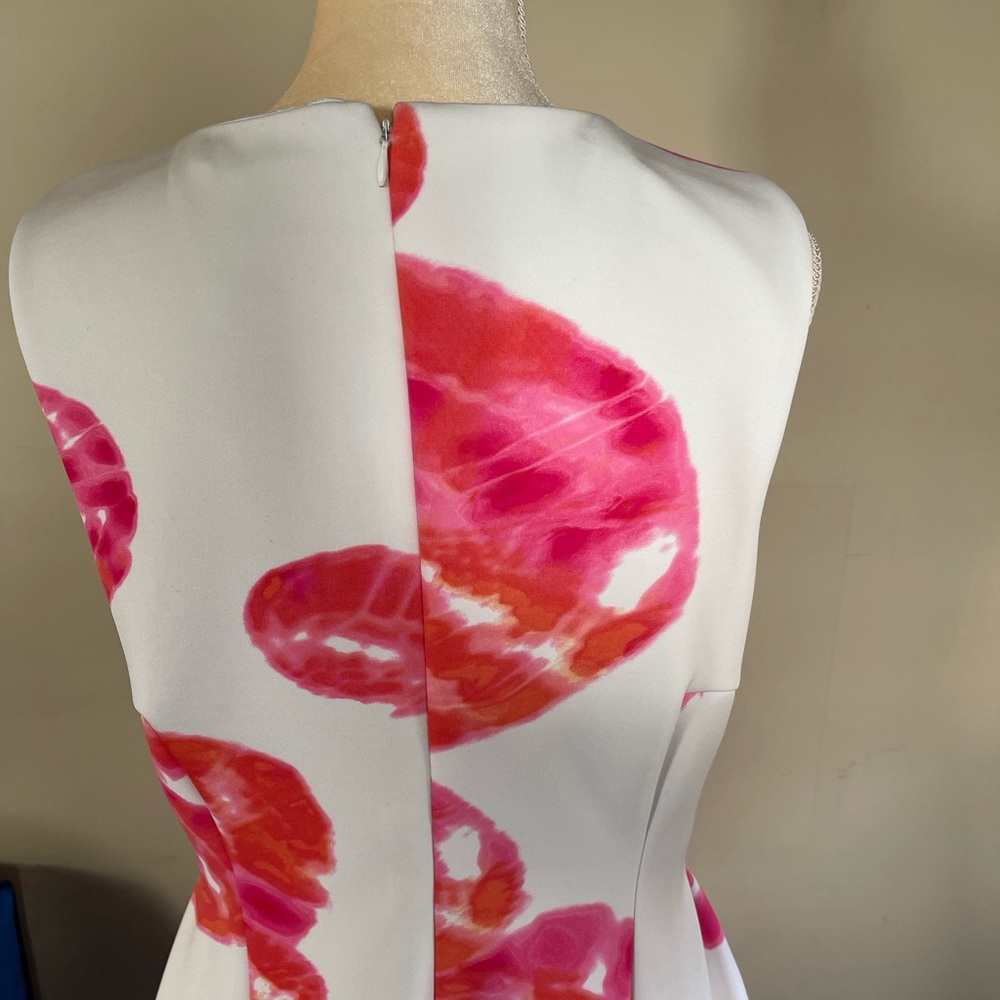 Calvin Klein Women Sz 14 Fit &
Flare Dress Floral Multicolor
Scuba Pleated Lined - Picture 6 of 9